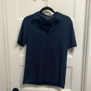 Gently worn Banana Republic 3 button polo navy w/ wht dots sz M
